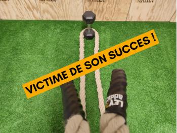 Corde de tirage qui tracte un strongbag - victime de son succès